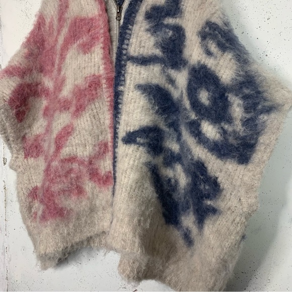 Free People Rare Thing Fuzzy Zip Up Poncho Sweater Cover Size XS - Picture 3 of 11